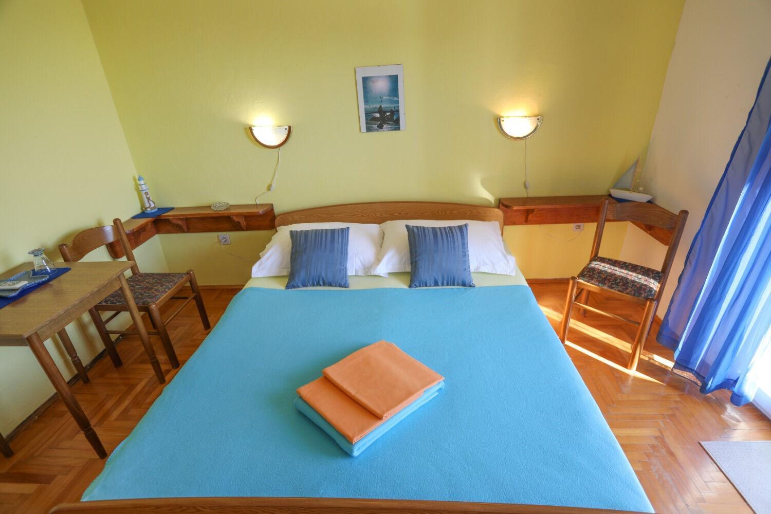 And Marlene Milna (Hvar)